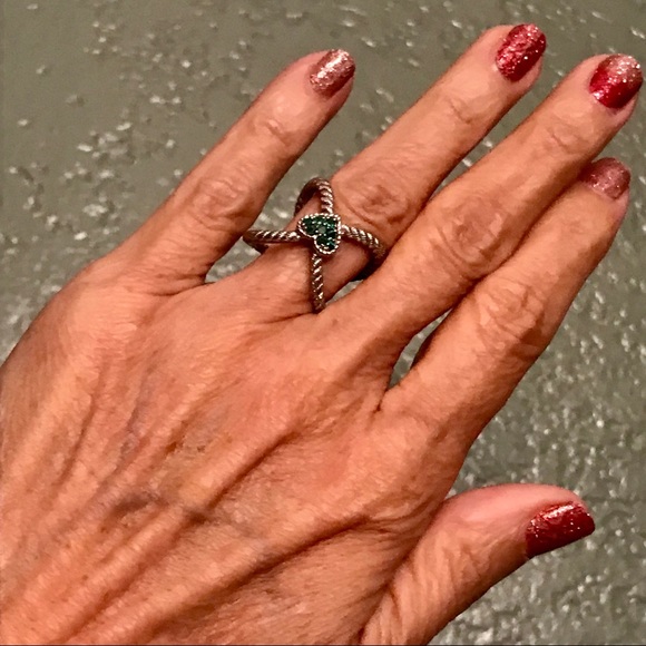 💚JUDITH RIPKA OPENWORK EMERALD HEART RING - Picture 7 of 8